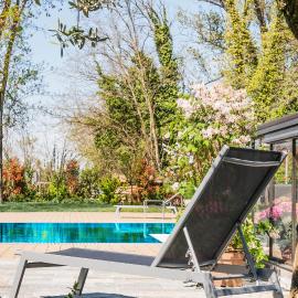 Royal Suite Parma con Piscine Calda e Fredda, viešbutis Parmoje
