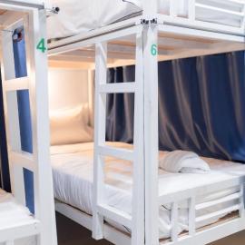 Nacha Hostel, Koh Phi Phi, Krabi. THAILAND, hotell i Phi Phi-øyene