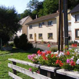 Rue du Canal, hotel di Lutzelbourg