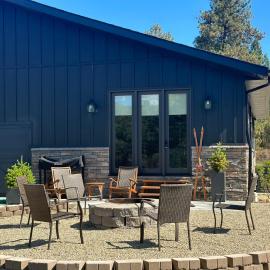 Log Cabin Lane Guesthouse, готель у місті Florence
