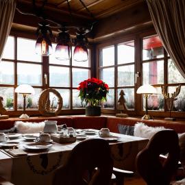 Hotel zum See, Titisee, hotel u gradu Titize-Nojštat