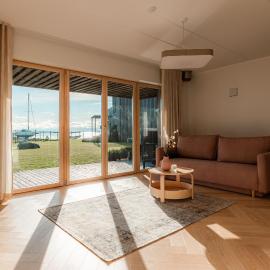 Kaluri Seaview Apartment, hotel in Kuressaare