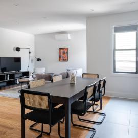 Modern Three Bedroom Brooklyn Condo-Hotel, hótel í Brooklyn