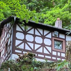 Großes Waldhaus St Martin mit Sauna, Kamin & Natur, hotel in Sankt Martin