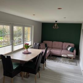 Ferienwohnung im Schwedenhaus โรงแรมในGroßpostwitz