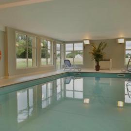 Chez Suzette-Résidence-Piscine-Sauna, Hotel in Levernois