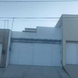 Casa mobiliada de 2 suítes na R São Lázaro 2367 - 2370 - Jardim Gonzaga