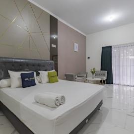 Urbanview Hotel Khayrizsan Tasikmalaya by RedDoorz, Hotel in Tasikmalaya