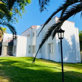Siena Sun Guesthouse Rooms and Breakfast Option