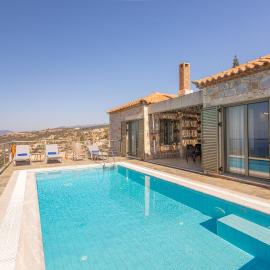 PHAEDRA, Luxury Villa Private Infinity Pool Sea View Stoupa