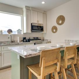 WFH-Friendly Brownsville Home w/ Private Patio, hotel in Brownsville