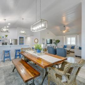 Private Pool & Furnished Deck: Port Aransas Home!
