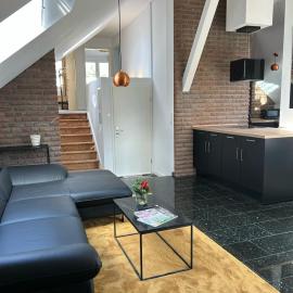 Modern Penthouse APT2 near Frankfurt