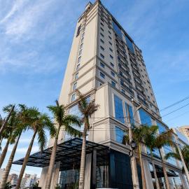 Tri Hotel Premium Itapema, hotel en Itapema