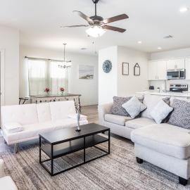 Luxury Townhome by LSU campus, hotel in Baton Rouge