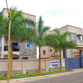 Masayi Residences, viešbutis mieste Adentan