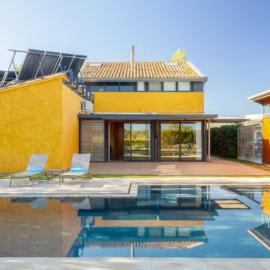 Masia Cal Sisplau, con piscina y rodeada de viñedos a 10 minutos de Vilafranca del Penedés, Barcelona ,Cataluña