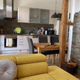 Stadthaus Artur - Apartment Valencia, hotelli kohteessa Remscheid