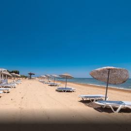 Thalassa Beach Resort, hotel in Iskele