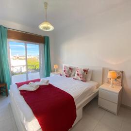 Algarve Manta Rota Terrace by Homing, hotel in Manta Rota