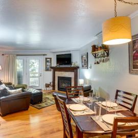 Cozy Condo w/ Fireplace - Near Brian Head Resort!