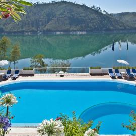 Lago Azul Eco Hotel, hotel en Ferreira do Zêzere