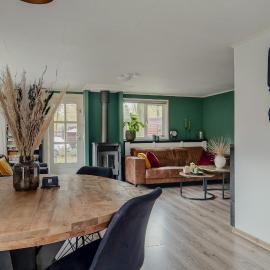 Better together - luxe chalet met houtkachel、Ermのホテル