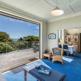 Beachhouse View, hotel in Riverton