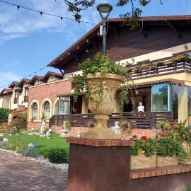 Bacău में, होटल C&C Karo Resort