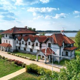 Hotel Joseph Conrad SPA & Wellness, hótel í Pisz