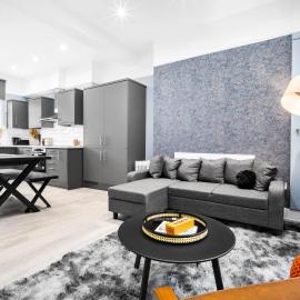 The Town Haus By Homebay, hotel u gradu 'Northampton'