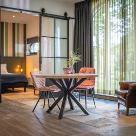 Hotel Herberg de Lindehoeve, khách sạn ở Grubbenvorst