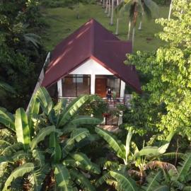 4 Bedrooms Guesthouse with Pool and Mangrove Park, hotel din Alburquerque