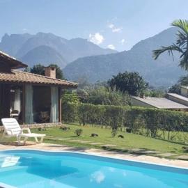 Casa rosa de Guapimirim