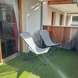 appart 4 pers balcon piscine, hotel in Les Orres