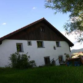 Le petit Brouillet du haut, отель в городе La Brévine