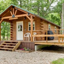 Creek Views & Grill: Idyllic Florence Cabin, hotel u gradu Florence