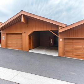 4 bedroom 3 5 bathrooms lake view condo, hotel in Incline Village