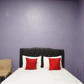 FA Homestay Syariah at Babat Lamongan Mitra RedDoorz, hotel v destinácii Lamongan