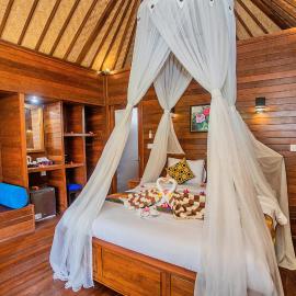 Bagus Dream Beach Villa Lembongan، فندق في نوسا ليمبونغان
