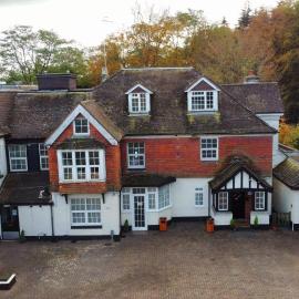 Royal Swan, Ashley Manor - B&B