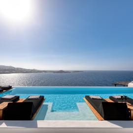Psarou Black Villas