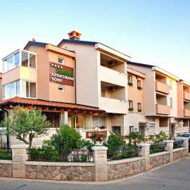 Apartments Maslina I