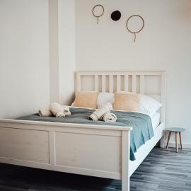Fewostaeps- Moderne Unterkunft, zentrumsnah