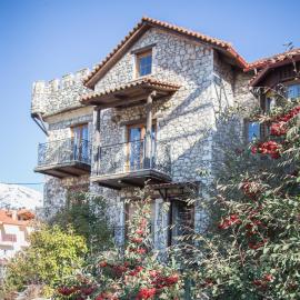 Pirgos Gerodimou, hotel en Kalavrita