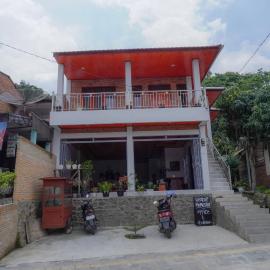 Tobay Family Home
