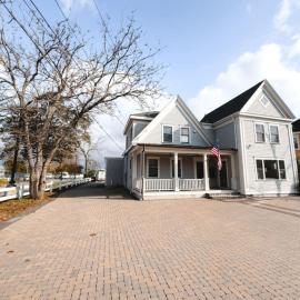 Water Access 5-Bed 2-Bath Retreat, hotel Barnstable-ben