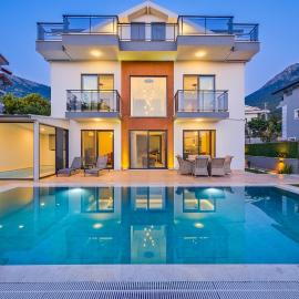 Villa Lotus/ Ölüdeniz Isıtmalı kapalı havuzlu