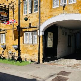 Crown Hotel Cotswold, hotel di Blockley