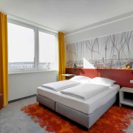 Campanile Berlin Brandenburg Airport، فندق في شونيفيلد